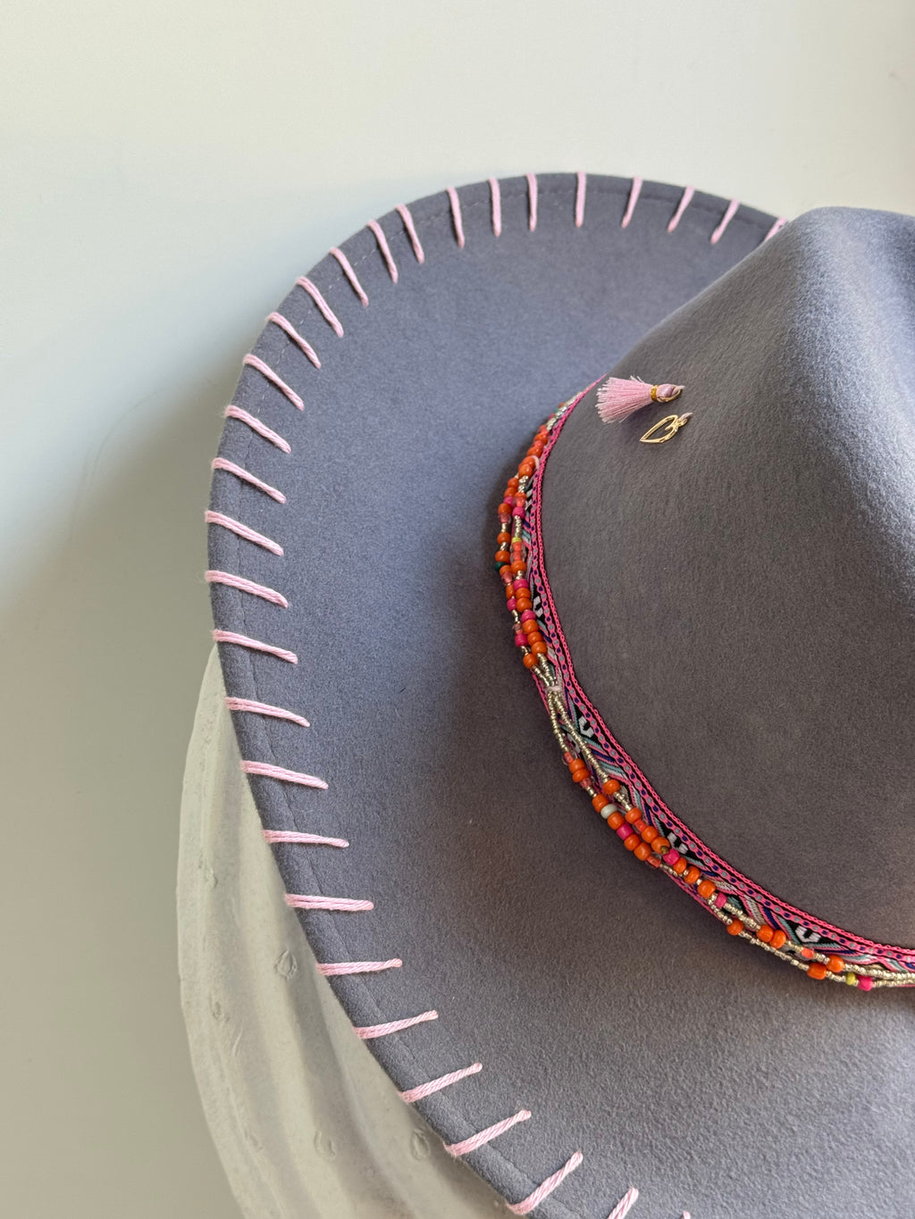 MOUNTAIN LOVER CON PERLINE