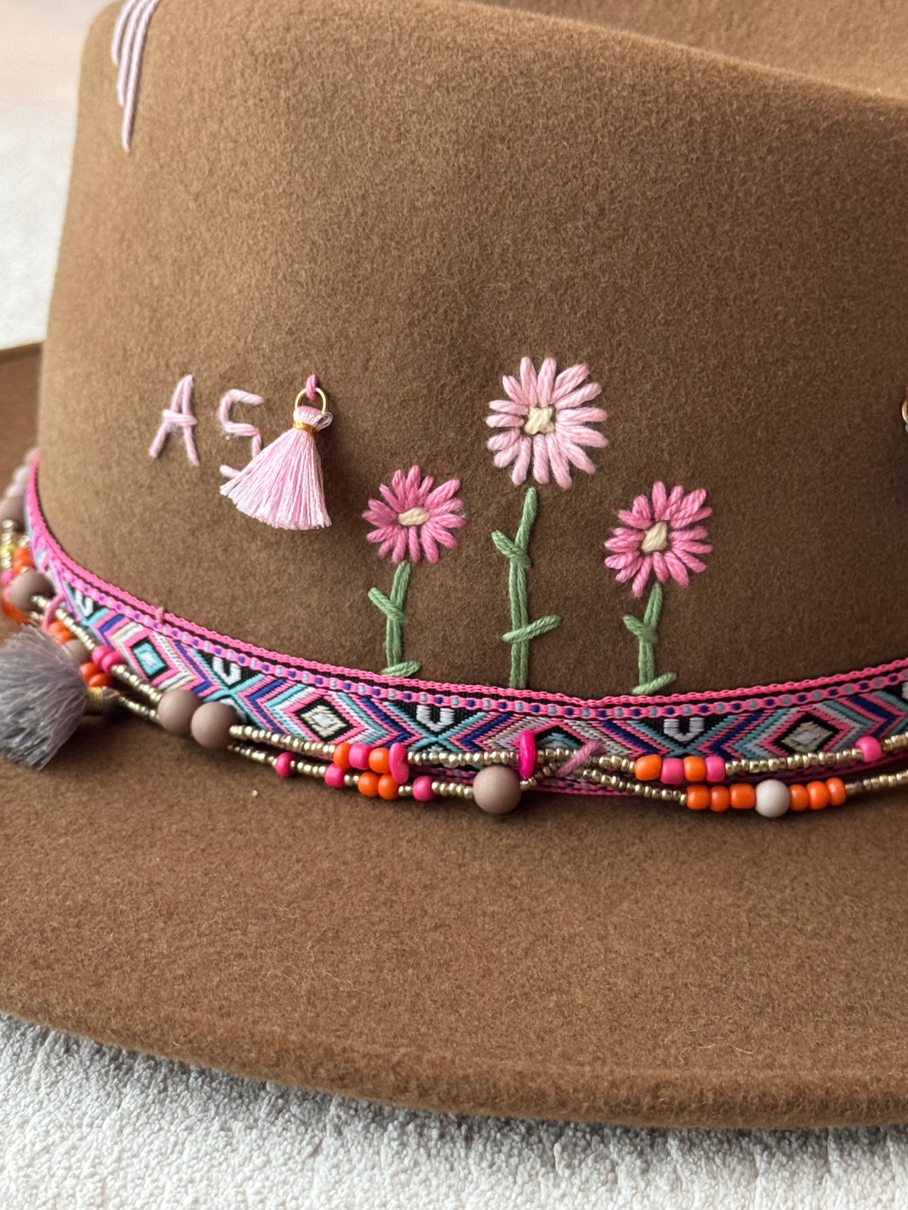 MOUNTAIN LOVER CON PERLINE